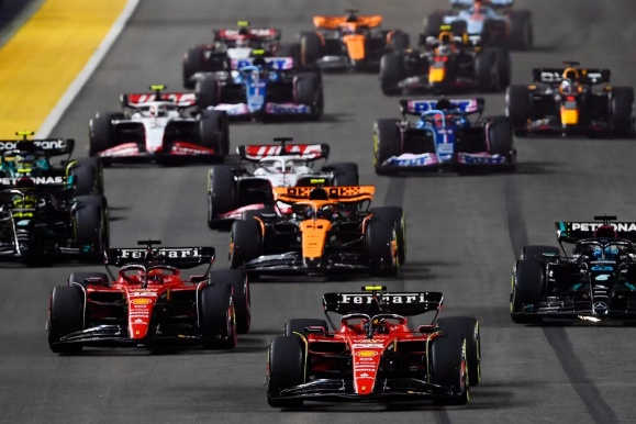 开云体育官方网站-哈斯车队完胜迈凯伦，皮亚斯特里关键制胜