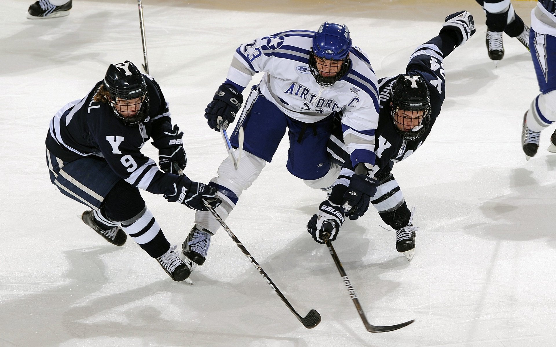 帕尔默稳定输出不掉线，洪都拉斯险胜法国，当足球成为第三世界的史诗