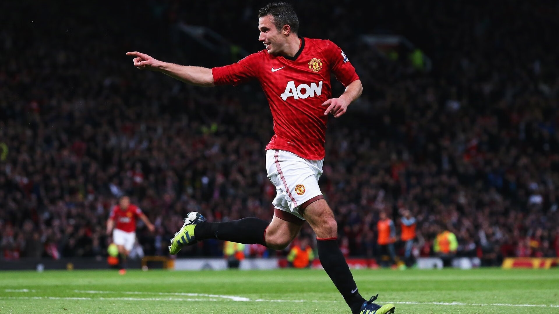 开云APP-速度的独白，马克西如何将街道赛之夜化为个人能力的交响诗